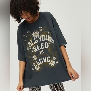 DAYDREAMER: ALL YOU NEED IS LOVE OS TEE